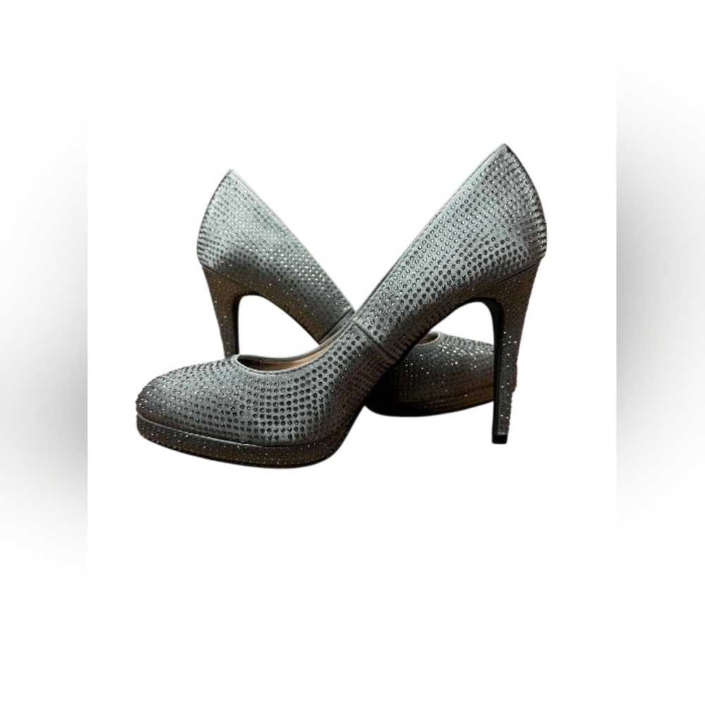 Le Chateau Heels Silver Sparkle Size 9 Sparkly Silver Heels EUC